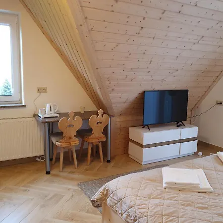 Quarto em Acomodações Particulares Na Buńdówkach